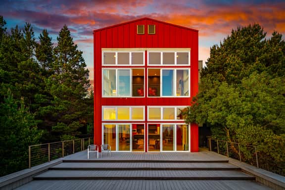 China Mountain House | Ocean Views & Modern Design - Image 5