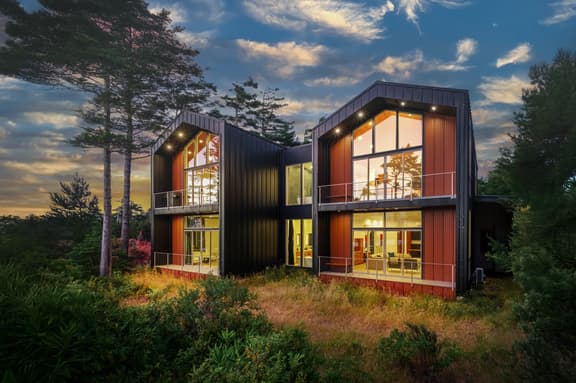 Osprey House | Hemlock Suite | Ocean & Lake Views - Image 1